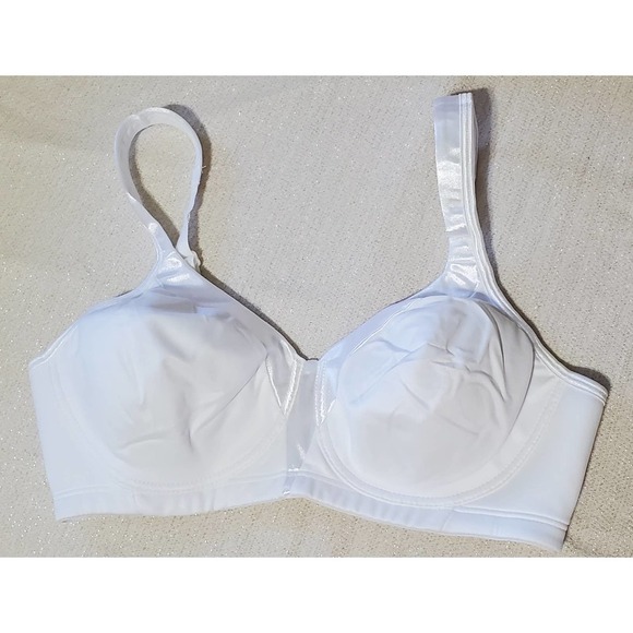 New Playtex 18 Hour Bra - White 36B - Picture 1 of 4
